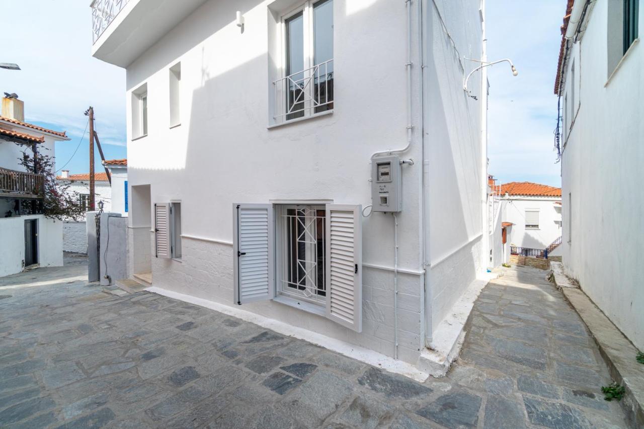 Mare Gaia Apartments Скиатос Экстерьер фото